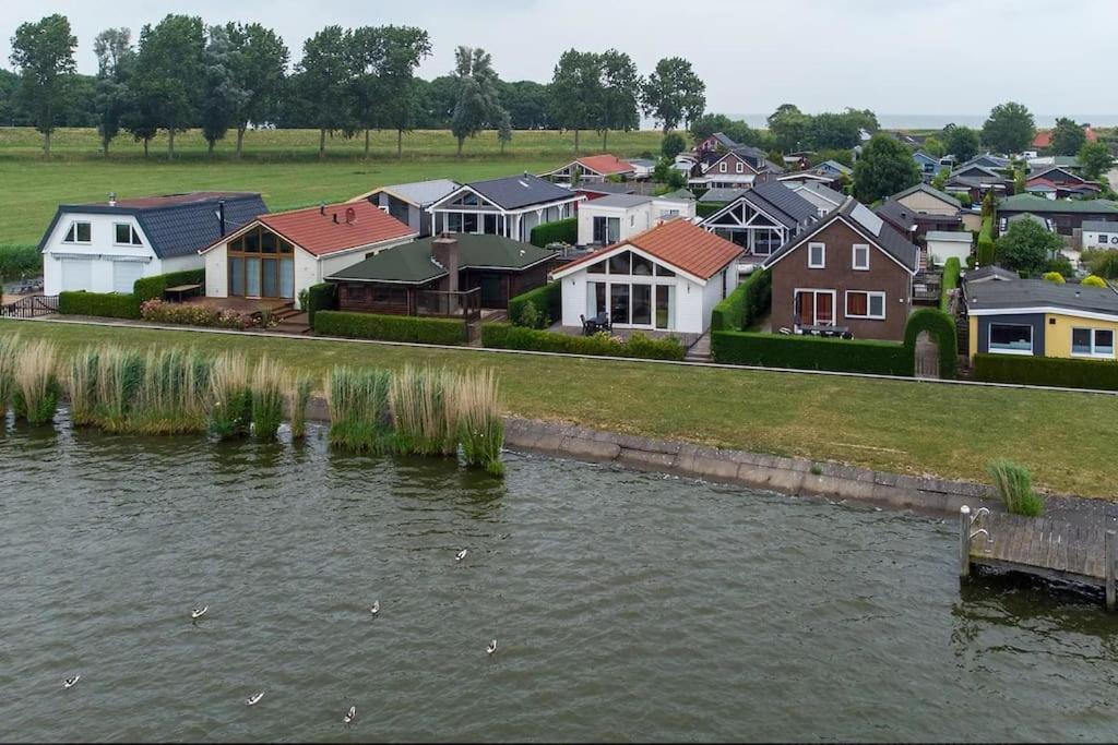 Wervershoof Vakantiehuis De Wilgenroosヴィラ エクステリア 写真